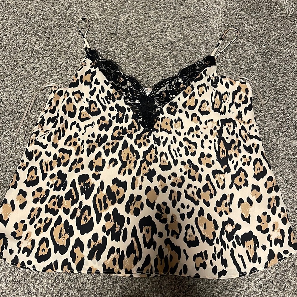 Leopard tank - size M